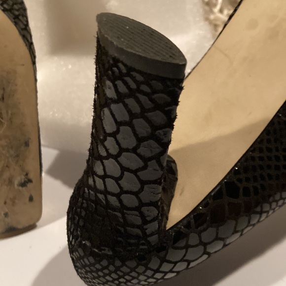 J. Renee Black Gold Lion Shoes Sz 10M - Picture 10 of 16